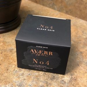 Averr Aglow Flawless Nourishment Cream, new